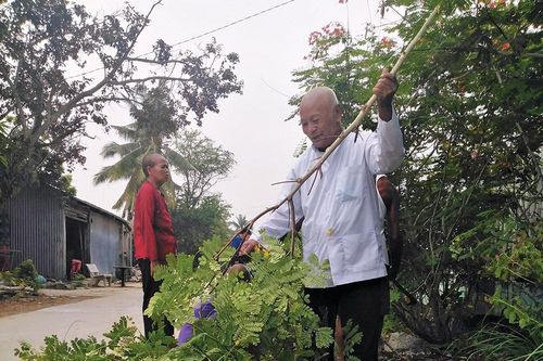 Phát huy vai trò người uy tín trong đồng bào dân tộc thiểu số