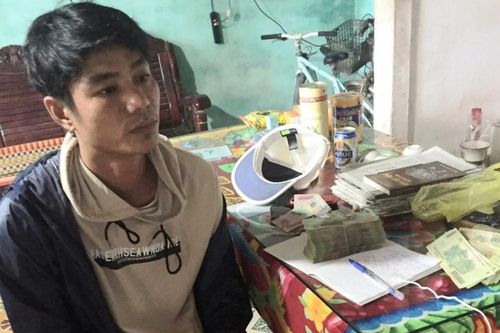 Bắt đối tượng cho vay nặng lãi, dọa giết cả nhà con nợ