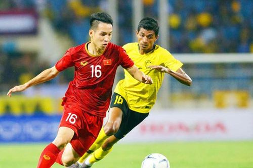'ĐT Việt Nam sẽ chơi biến ảo hơn'; Đội hình Quả bóng vàng do người hâm mộ bình chọn không có Pele