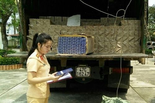 Tăng cường đấu tranh chống buôn lậu thuốc lá