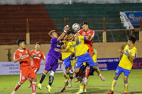 Sông Lam Nghệ An và Viettel vào chung kết