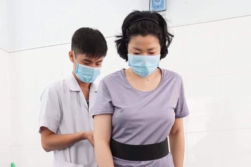 Phục hồi chức năng sau đột quỵ, chớ coi thường!