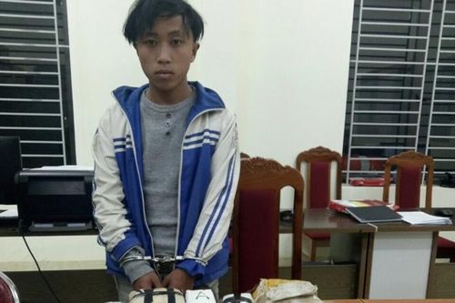 Bắt kẻ vận chuyển 1 bánh heroin, gần 20 nghìn viên ma túy tổng hợp