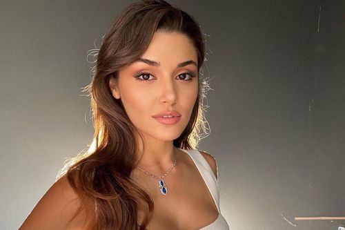 Gu ăn mặc gợi cảm của người phụ nữ đẹp nhất thế giới