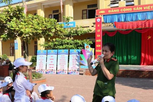 Hà Tĩnh: Tập trung hoạt động bảo vệ, phòng chống xâm hại phụ nữ, trẻ em