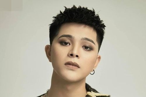 Quang Anh - Quán quân The Voice Kids mới mẻ với ngoại hình hơi hướng unisex