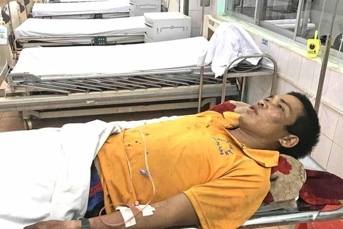 Nghi phạm 10 tuổi bắn gia đình 3 người đang ăn cơm bị thương nặng