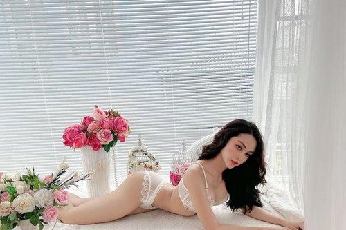Sự thật bất ngờ phía sau gương mặt đẹp và đường cong hoàn hảo 90-60-90