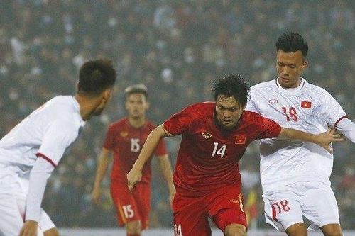Khi 'tử huyệt' của ĐTQG Việt Nam đã lộ rõ