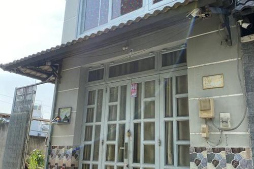Cô gái tiếp xúc gần ca nghi mắc COVID-19 ở TP.HCM từng đi những đâu?
