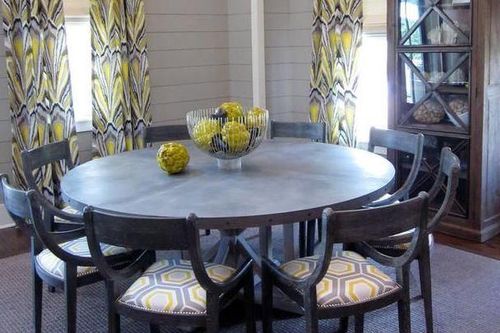 Phong thủy bất ngờ từ những kiểu bàn ăn quen thuộc trong nhà