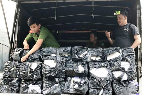 Chốt chặn buôn lậu đường biên