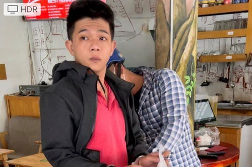 Hai cha con giả cảnh sát hình sự để cướp tài sản ở huyện Hóc Môn