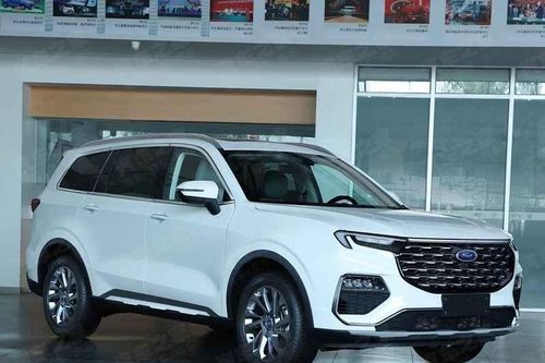Ford Equator 2021 lần đầu tiên lộ ảnh nội thất bên trong