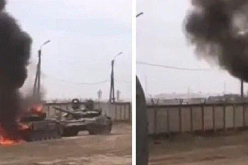 Clip: Kinh hoàng khoảnh khắc xe tăng T-72 Nga bốc cháy dữ dội