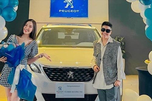 Bóc giá xế hộp Á quân 'Solo cùng Bolero' Tú Tri - YunBin tậu đầu năm mới