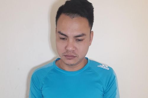 Bắt kẻ chuyên bán ma túy cho các lái xe tải đường dài