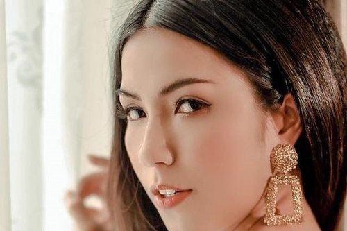 Bí mật mối tình của mỹ nhân đại gia 'phá lệ' làm chuyện ngược đời