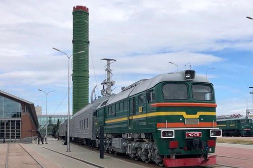 Vì sao Trung Quốc không nhái 'Đoàn tàu tử thần' của Nga, Mỹ?