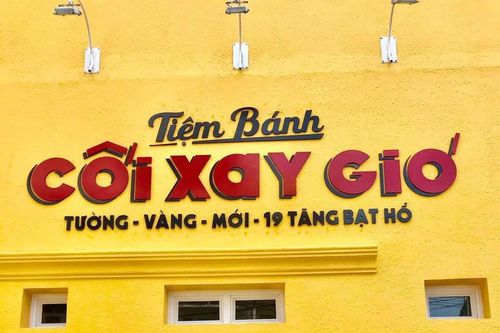 Bức tường vàng ở Đà Lạt trở lại thu hút nhiều bạn trẻ 'Check-in'