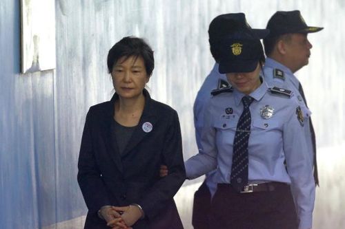 Y án 20 năm tù cho cựu tổng thống Hàn Quốc Park Geun-hye