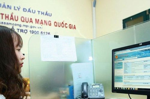 'Thuốc' đã có nhưng cần giám sát việc… 'uống thuốc'