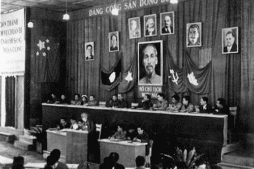 Đại hội đại biểu toàn quốc lần thứ II: Công khai hoạt động với tên gọi Đảng Lao động Việt Nam