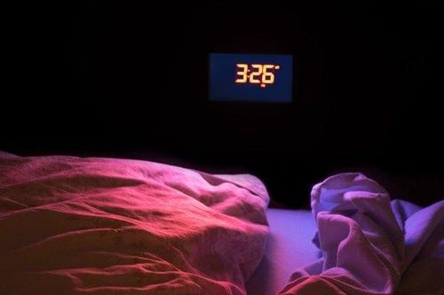 Giấc ngủ: 10 sai lầm tàn phá sức khỏe, 'đánh cắp' chục năm tuổi thọ