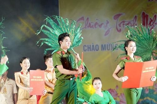 Chương trình đặc biệt 'Sắt son niềm tin theo Đảng'