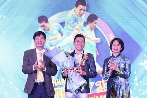 Giải Fair-Play 2020: Cầu thủ futsal Nguyễn Nhớ chiến thắng