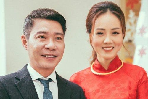 Vợ nghệ sĩ Công Lý tiết lộ lý do 'mặt bự'
