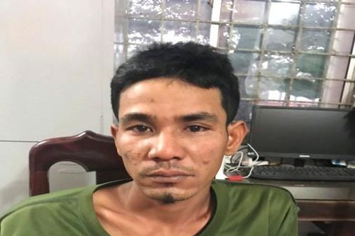 Bắt đối tượng trộm cắp thức ăn chăn nuôi thủy sản