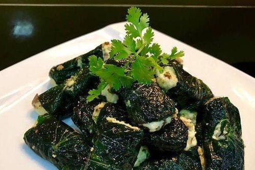 Bí quyết rán chả lá lốt mềm thơm ngon mà không thâm đen