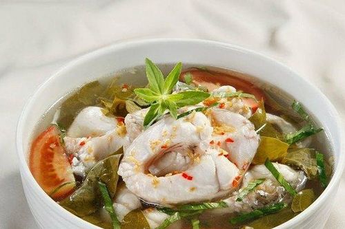 Canh cá nấu dưa chua chỉ cần thêm 'thứ này' đảm bảo thành cực phẩm