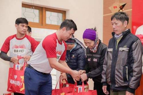 Bia Việt mang 'Vạn lời chúc như ý' đến mọi miền Tổ quốc