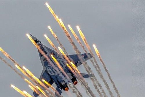 Không sửa được 8 chiếc MiG-29, Nga chịu tiền phạt 'cắt cổ'