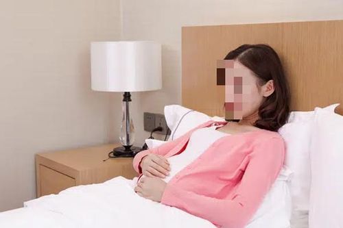 Vợ mang thai lần đầu, người chồng viết giấy yêu cầu hàng xóm tắt Wifi và cái kết