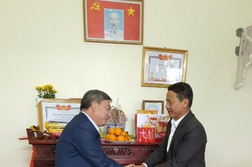Trao Bằng Tổ quốc ghi công cho thân nhân liệt sĩ Tống Đình Đoàn