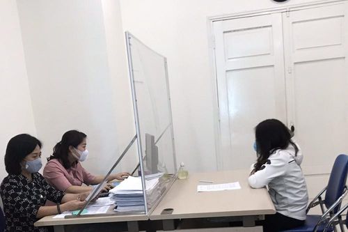 Đăng thông tin bệnh nhân COVID-19 có 'tay vịn', nhiều người bị phạt 7,5 triệu