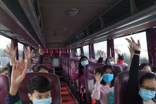 Những chuyến xe 0 đồng đưa người dân khó khăn về quê ăn Tết