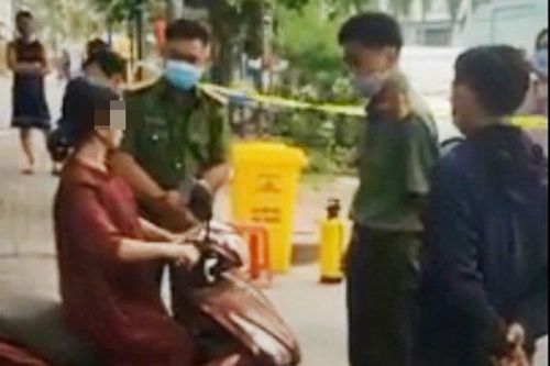 Người phụ nữ la hét đòi ra khỏi chung cư bị phong tỏa ở Bình Dương
