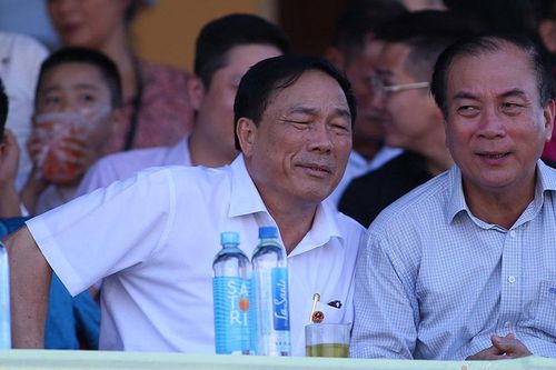Bầu Đệ không phải đền bù tiền tỷ vụ thua kiện