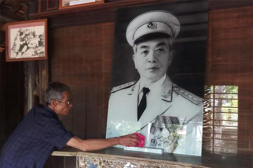 Nhà Đại tướng bên dòng Kiến Giang