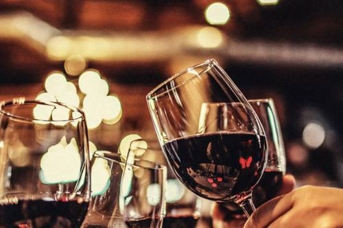 Mẹo uống rượu, bia không say: 5 cách đơn giản mà cực hiệu quả