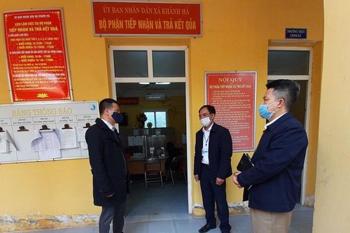 Kiểm tra công vụ đột xuất tại huyện Thường Tín: Chú trọng việc tiếp nhận, giải quyết hồ sơ hành chính gắn với phòng dịch