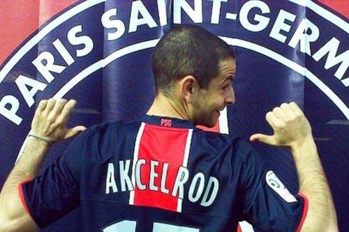 Giả cầu thủ lừa CLB chơi ở Champions League ký hợp đồng chục nghìn USD