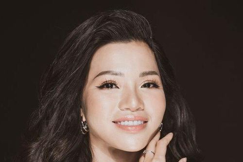 Ca sĩ từng từ chối làm việc tại Ý chia sẻ bất ngờ về đại gia
