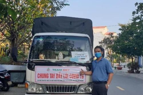 Kỹ sư mắc Covid-19 chế tạo buồng khử khuẩn 3S tặng Bệnh viện Dã chiến số 2