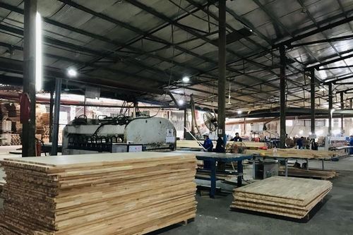 Yên Bái: Tiếp sức cho công nghiệp chế biến gỗ