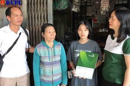 Giây phút sinh tử của 2 công dân dũng cảm
